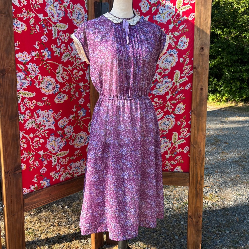 Vintage Purple Floral Lace Collar Short Sleeve Prairie Dress Women's Size S-M